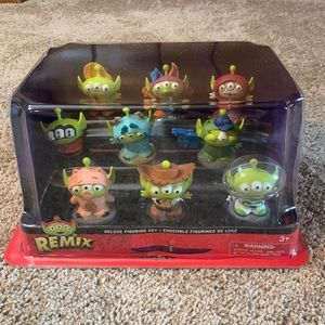 Disney’s Pixar Toy Story Alien Remix Deluxe Figure Set